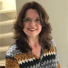 Laura Drewes's Instagram, Twitter & Facebook