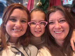 Seeing your pics in GFL makes it a very Merry Christmas for us! So grateful  for this GFL family and for you too! ❤️💚 #gfl #gratefulforlife  #tistheseasontobegrateful