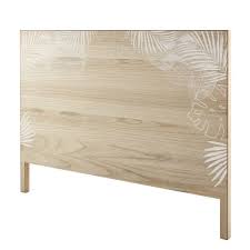 Pour un total look bois, n'hésitez pas à l'associer à une table de chevet du même style. Tete De Lit 160 En Pin Massif Imprime Feuillage Blanc Caracas Maisons Du Monde