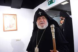 Брата каталикоса всех армян архиепископа Езраса внесли в базу "Миротворца"  - Рамблер/новости