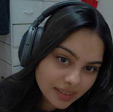 😊 Hi everyone! I'm looking for a full-time job as a cashier, receptionist,  or customer service staff. If anyone knows about any openings, please  message me. Thanks a lot!