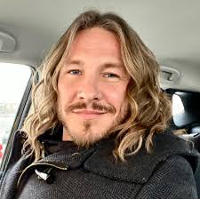 Johnnie Rogers's Instagram, Twitter & Facebook