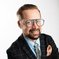 100+ «Hjelmberg» profiler