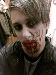 Hi there. Greetings from Austria. Marilyn Manson Fan since 2000. First  Tour: Guns,Good & Gouvernement. Whats your first Marilyn Manson Tour?