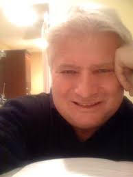 RICHARD M HAYES,MD in 4801 W Peterson Ave, Chicago, Illinois