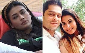 She is into modeling and has appeared on the reality show mtv splitsvilla.she started getting. Bigg Boss 14 Pavitra Punia Opens Up About Her Broken Engagement Tells Kavita Kaushik I Miss My Ex Fiance Every Single Day