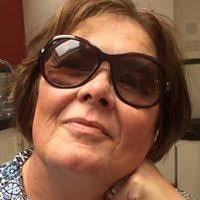 Carol Loeb's Instagram, Twitter & Facebook