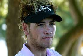 BARSEBäCK 20030731 Engelsmannen Nick Doherty (här i ruffen pa 18:e halet)  leder efter dagens spel