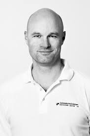 Fastlegene colosseum er et kontorfellesskap med fire fastlegepraksiser. Dr Dagfinn Aarskog Ckms
