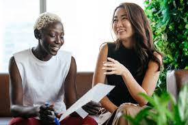 How To Be An Open-Minded Person (11 Easy Skills To Become Open-Minded)