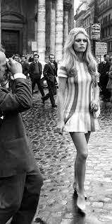 Born in paris in 1934, bardot had initially intended to pursue. Pin On Histoire De La Mode
