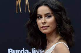 Als interpretin des liedes satellite gewann sie am 29. Das Baby Ist Da Lena Und Mark Sind Eltern Stars Vol At