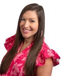 Ariel Burden's Instagram, Twitter & Facebook