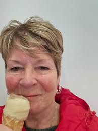 Does anyone know where I can get brunch ice cream in London pleaseeeeeee