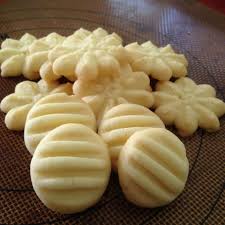 Melt butter and shortening together. Melts In The Mouth Cookies Quick Cookies Recipes Best Butter Cookie Recipe German Cookies