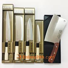 Dao được làm bằng gỗ tự nhiên, thuận tiện hơn khi cầm dao, mang lại sự an toàn trong quá trình sử dụng dao cho công việc nội trợ. Bá»™ Dao Nháº­t Báº£n Ä'Æ°á»£c Ä'anh Gia Tá»'t Nháº¥t 2021 123mua