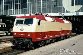 120 004 7 In Munchen Hbf Am 23 Juli 1980 Aufnahme Sammlung Werner Consten Eisenbahn Modelleisenbahn Bundesbahn