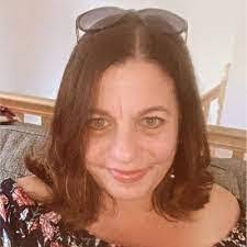 Anna Putney's Instagram, Twitter & Facebook