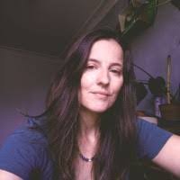 Mara Morton's Instagram, Twitter & Facebook