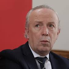 Santana lopes, advogado e político do psd. Pedro Santana Lopes Sai Do Psd Pode Fundar Um Novo Partido Eco