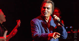 Engelbert humperdinck was born on may 2, 1936 in madras, madras presidency, british india as arnold george dorsey. Concert Review Englebert Humperdinck Auckland New Zealand 2019