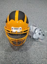 Schutt Vengeance Pro Adult Size Large To Football Helmet 7 5