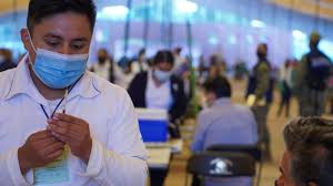 Las autoridades señalaron que el registro no tiene relación alguna con el orden de aplicación de la vacuna contra el coronavirus, sino que su objetivo es el de auxiliar en la planeación de la logística y la programación, es decir que no. Vacunacion Mas De 30 Anos En Mexico Como Registrarme Y Pasos A Seguir Para Recibirla As Mexico