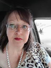 Hello everyone. I'm Janice Cone nice to join in with ya all my father loved  bluegrass and we went to the music barn