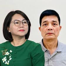 HAI ĐỜI CỤC TRƯỞNG CỤC AN TOÀN THỰC PHẨM ĐỀU BỊ BẮT