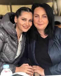 Gülsim i̇lhan ali yeni sevgilisi yoktur. Gulsim Ali Ilhan Kimdir En Kapsamli Gulsim Ali Biyografisi Prusa Haber