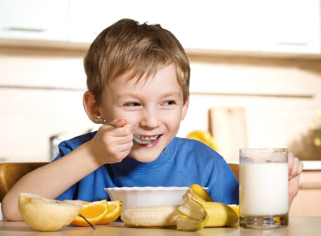 Breakfast's role in a good day at school &ndash; eating breakfast