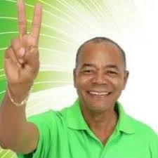 Dennis Valentine's Instagram, Twitter & Facebook