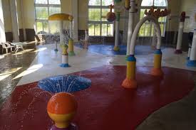 Fairview beachfront inn & waterpark, mackinaw city. Hotel In Mackinaw City Fairview Beachfront Inn And Waterpark Ticati Com