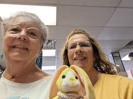 Karen Lichty's Instagram, Twitter & Facebook