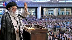 في خطبة الجمعة.. السيد علي الخامنئي يدعو الأمة الإسلامية إلى الثقة بنفسها،  ويرهن مستقبل المنطقة بخروج الأمريكان وتحرير فلسطين – الحقيقة