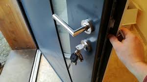 Pose Menuiserie Alu Reglage Porte Entree Alu Youtube