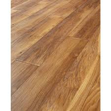 1 73m2 Pack Wickes Co Uk Flooring Laminate Flooring In Kitchen Oak Laminate