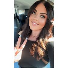 Laura Moore (@laura.oakden.9) • Facebook