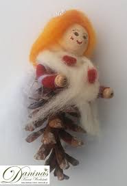 Engel Melike Die Handgefertigen Figuren Aus Zapfen Naturmaterial Sind Eine Bezaubernde Geschenk Weihnachtsschmuck Geschenkideen Kinder Mitbringsel