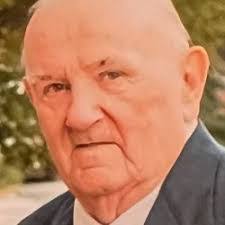 Robert Bachand's Instagram, Twitter & Facebook