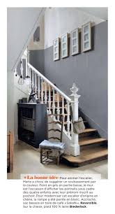 Trop Belle Idee Pour Notre Entree Cage D Escalier Bicolore Idee Deco Couloir Idee Deco Mur Deco Cage Escalier