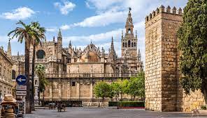 Freie kommerzielle nutzung keine namensnennung bilder in höchster qualität. Kathedrale Von Sevilla