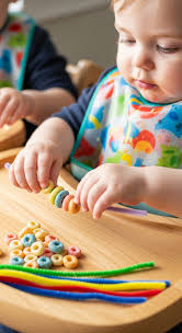 Make POOL NOODLE crayons for the classroom! How fun is this from Playful  Little Learners!? Follow them