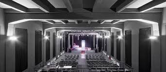 Meteorit alebo zriedkavo povetroň je teleso, ktoré vznikne po dopade meteoroidu na zem alebo na iné kozmické teleso s pevným povrchom. Meteorit Theatre Events Facebook