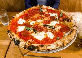 Pitfire Artisan Pizza مانهاتن بيتش تعليقات حول المطاعم Tripadvisor