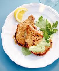 Schweineschnitzel Mit Gruner Sauce Rezept Schweineschnitzel Jagerschnitzel Rezept Schnitzel