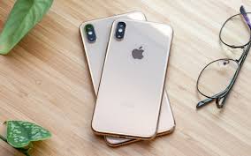 The battery life for the iphone xs max is the biggest battery that has ever been on a iphone. Best Iphone Xs Deals In July 2021 Tom S Guide