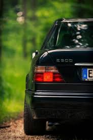 The Mercedes E500 Limited Was A German Shepherd In Sheep S Clothing Classic Driver Magazine Mercedes Benz Wallpaper Mercedes W124 Mercedes