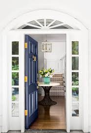Parece un color muy oscuro para una sala, pero si contrastas e. 37 Best Front Door Paint Colors Paint Ideas For Front Doors