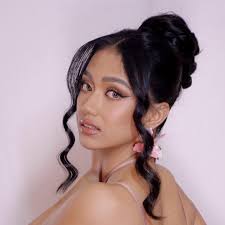 Hi guys! I lost my wallet (maroon) along Hi-way 2000 around 10:30 pm today,  November 29. Please let me know if you have seen it. I just really need the  ID and